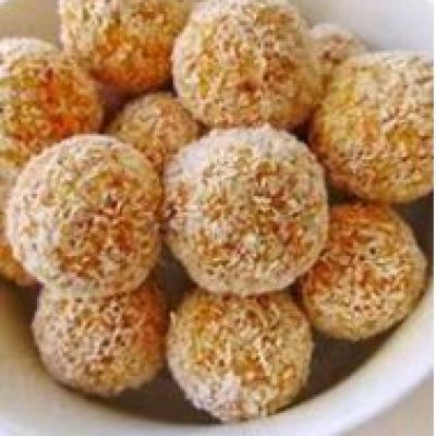 Bolitas coco y datiles Bolitas coco y datiles