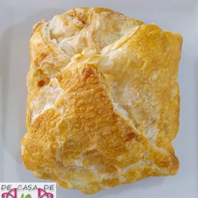 Hojaldre de salmón y puerros Hojaldre de salmón y puerros