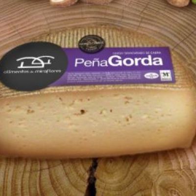 Queso cuña Peñagorda curado cabra Queso cuña Peñagorda curado cabra